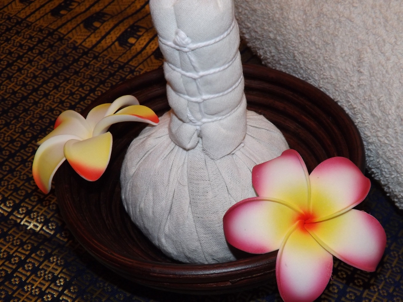 Thai Herbal Compress Massage Ban Sabai